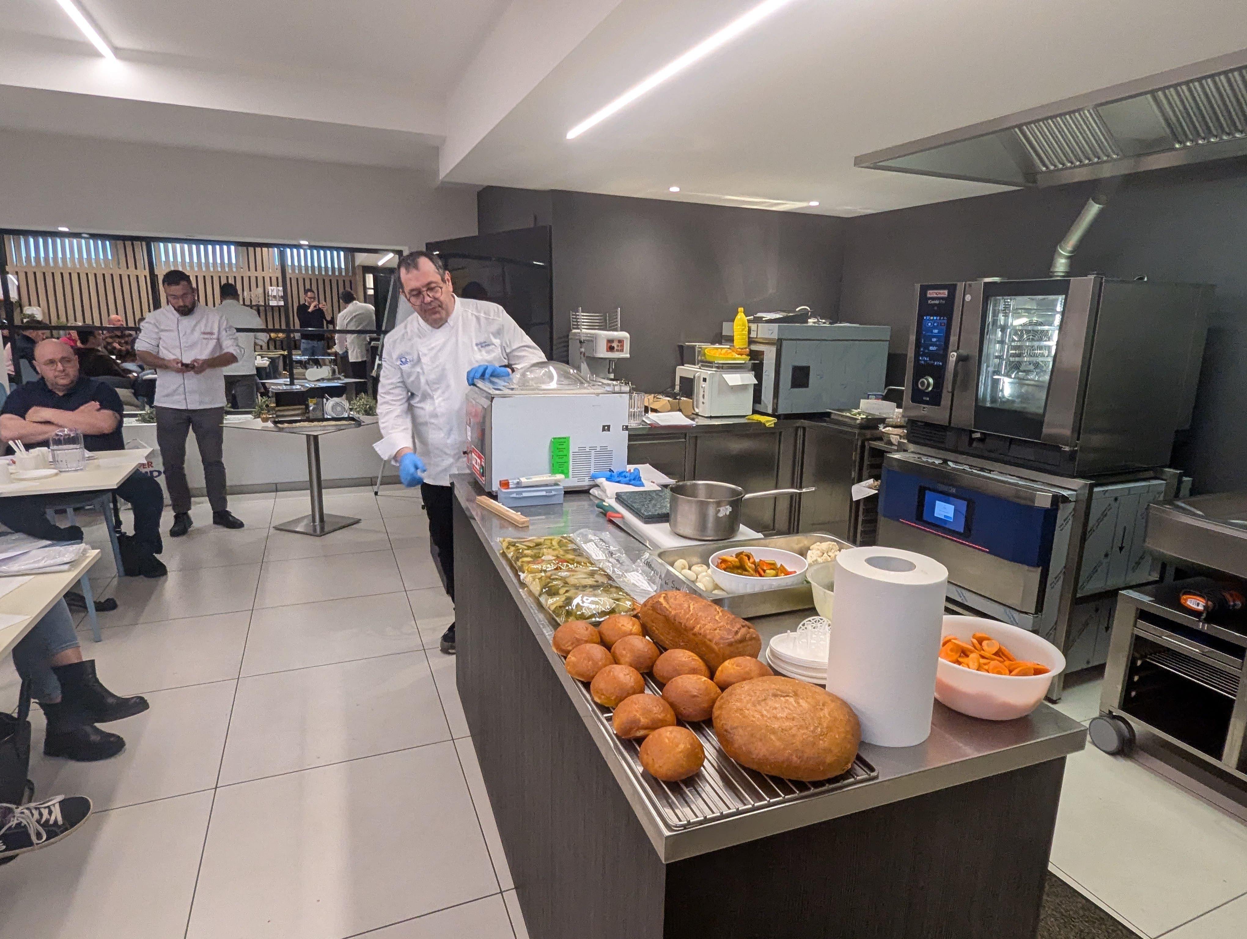 Tecnologia moderna in cucina